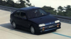 Renault 19 TXE Sedan