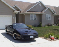Pontiac Firebird Mk III Trans Am GTA aut