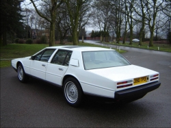 Aston Martin Lagonda aut